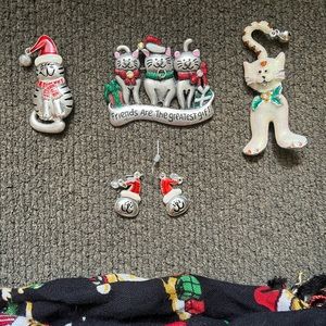 Kitty Christmas Accessory Bundle